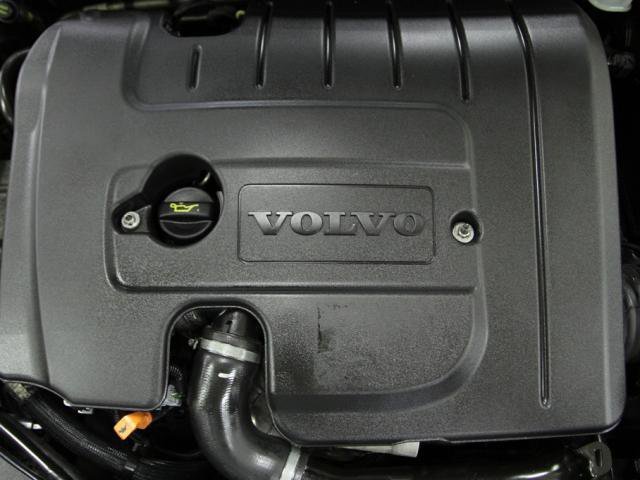 Volvo V50,  2010 г. в.,  механическая,  1600 куб.,  пробег:  62013 км. в городе Москва, фото 4, стоимость: 655 555 руб.