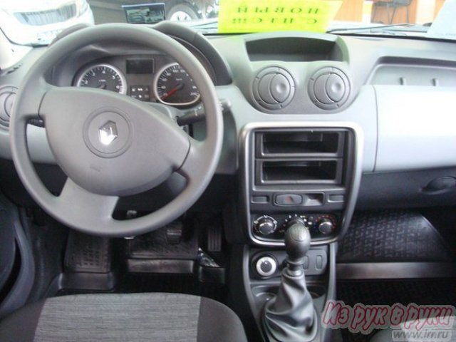 Renault Duster,  внедорожник,  2013 г. в.,  механическая,  1.6 л в городе Вологда, фото 4, Renault