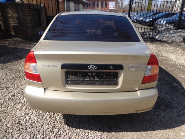 Продаётся Hyundai Accent 2007 г. в.,  1495 см3,  пробег:  42000 км.,  цвет:  бежевый металлик в городе Москва, фото 2, Московская область