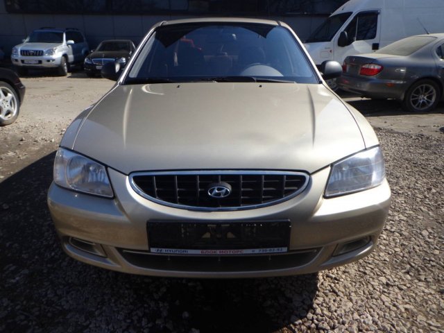 Продаётся Hyundai Accent 2007 г. в.,  1495 см3,  пробег:  42000 км.,  цвет:  бежевый металлик в городе Москва, фото 3, стоимость: 255 000 руб.