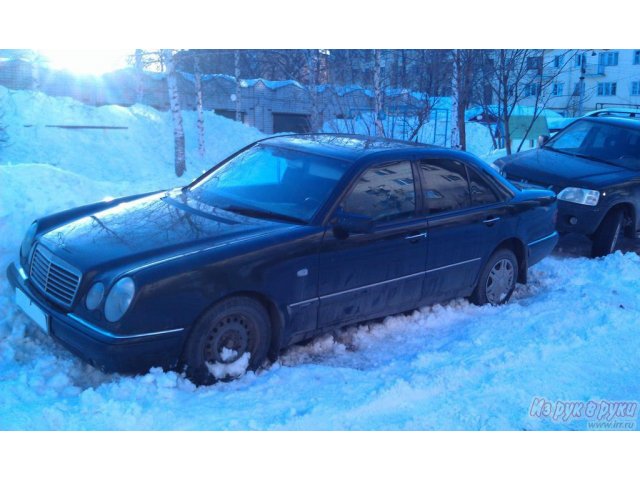 Mercedes E 230,  седан,  1997 г. в.,  пробег:  260000 км.,  автоматическая,  2.3 л в городе Ростов, фото 2, Mercedes