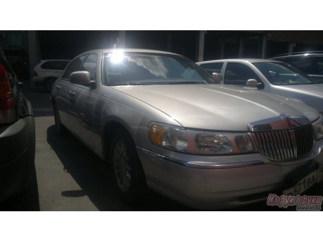 Lincoln Town Car,  седан,  2001 г. в.,  пробег:  143126 км.,  автоматическая,  4.6 л в городе Калининград, фото 2, стоимость: 300 000 руб.