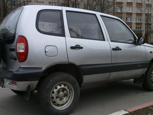 Chevrolet Niva,  2004 г. в.,  механическая,  1690 куб.,  пробег:  93000 км. в городе Санкт-Петербург, фото 5, Ленинградская область