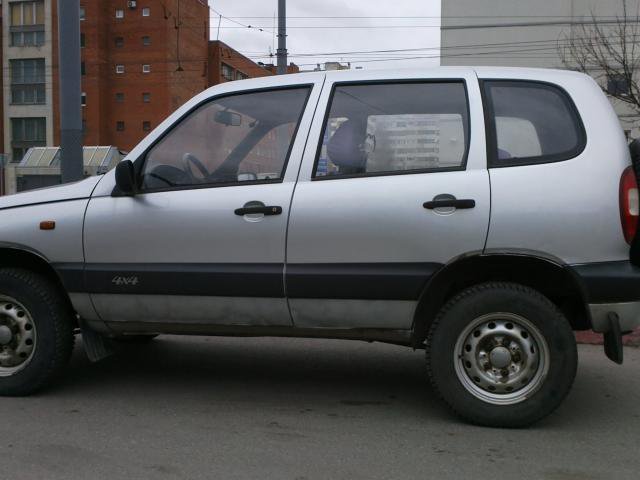 Chevrolet Niva,  2004 г. в.,  механическая,  1690 куб.,  пробег:  93000 км. в городе Санкт-Петербург, фото 8, Ленинградская область