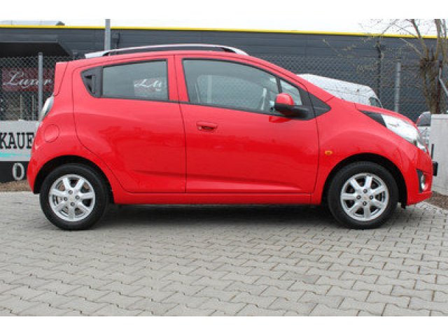 Продается автомобиль Chevrolet Spark 2012 года в городе Москва, фото 1, стоимость: 491 600 руб.