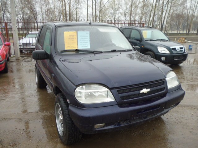 Продается Chevrolet Niva,  цвет:  синий,  двигатель: 1.6 л,  80 л. с.,  кпп:  механика,  кузов:  Внедорожник,  пробег:  85000 км в городе Ульяновск, фото 4, стоимость: 225 000 руб.