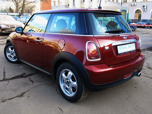 Mini One,  2009 г. в.,  автоматическая,  1397 куб.,  пробег:  77105 км. в городе Москва, фото 3, стоимость: 529 999 руб.