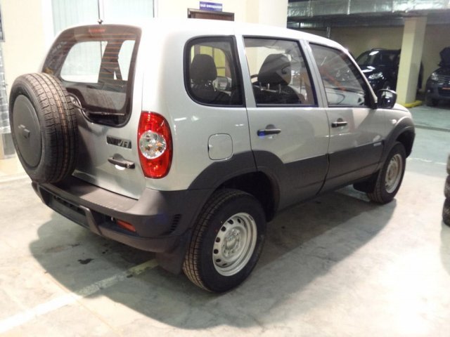 Chevrolet Niva 2013г.  механика 1700см.  куб в городе Москва, фото 2, Chevrolet