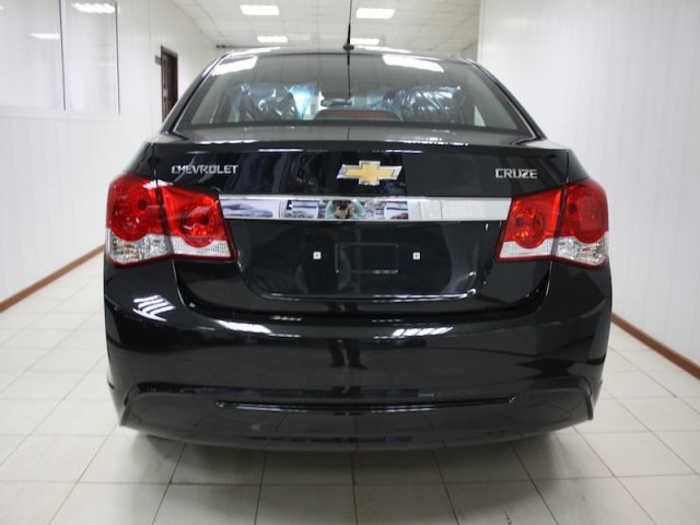 Chevrolet Cruze,  седан,  2013 г. в.,  механика,  1,6 л,  цвет:  черный в городе Москва, фото 7, стоимость: 469 000 руб.