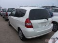 Honda Fit,  хэтчбек,  2002 г. в.,  пробег:  117000 км.,  автоматическая,  1.3 л в городе Владивосток, фото 1, Приморский край