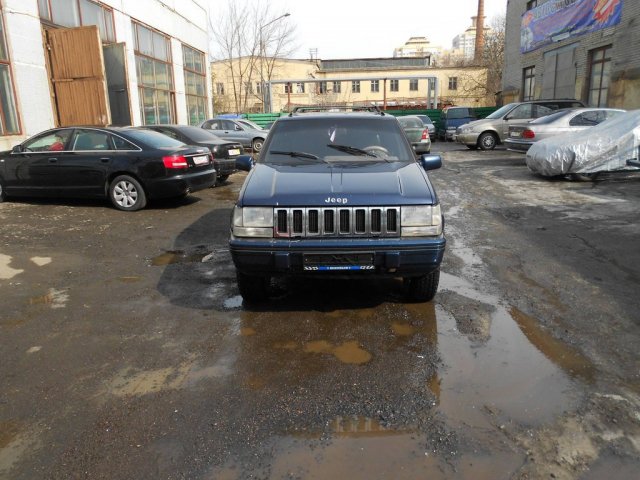 Продаётся Jeep Grand Cherokee 1994 г. в.,  3960 см3,  пробег:  187000 км.,  цвет:  синий металлик в городе Москва, фото 3, Московская область