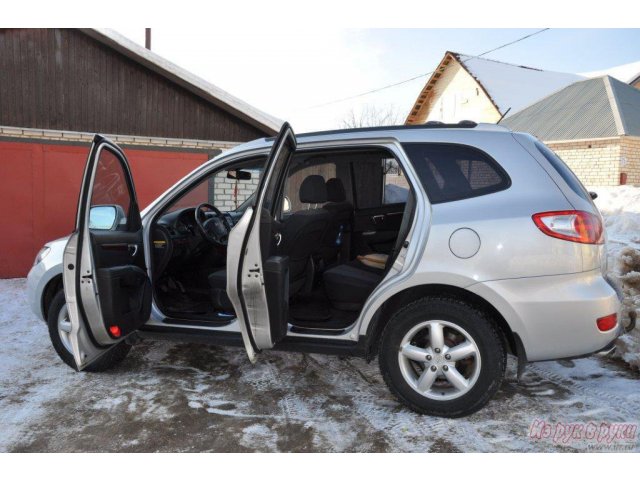 Hyundai Santa Fe,  внедорожник,  2008 г. в.,  пробег:  93000 км.,  механическая,  2.2 л в городе Звенигород, фото 4, Московская область