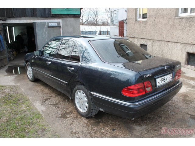 Mercedes E 220,  седан,  1998 г. в.,  механическая,  2.2 л в городе Советск, фото 2, Калининградская область