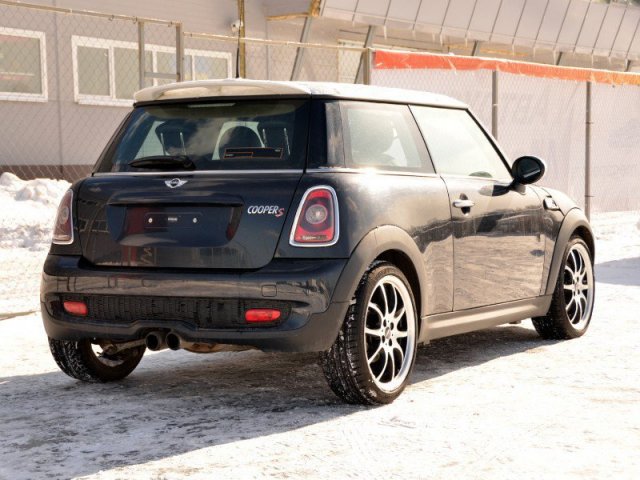 Mini Cooper S,  хэтчбек,  2008 г. в.,  пробег:  34000 км.,  механика,  1,598 л в городе Москва, фото 4, стоимость: 585 000 руб.