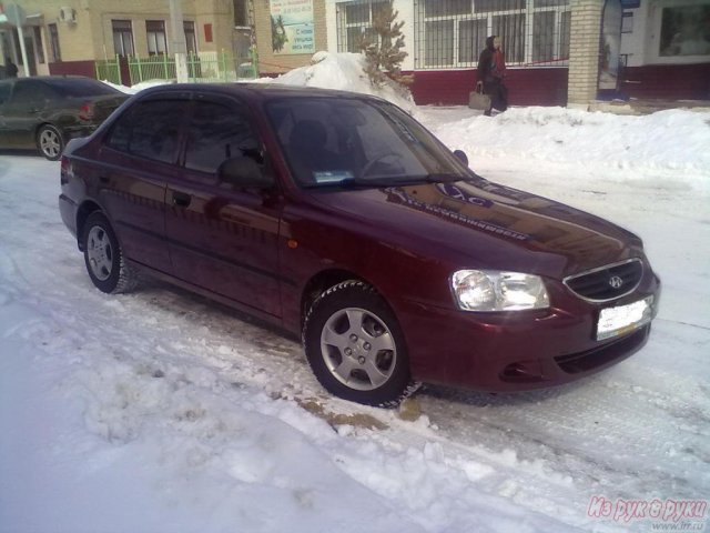 Hyundai Accent,  седан,  2011 г. в.,  пробег:  35000 км.,  механическая,  1.5 л в городе Венев, фото 1, Тульская область