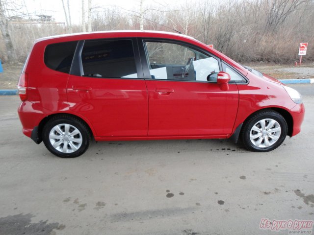 Honda Jazz,  хэтчбек,  2008 г. в.,  пробег:  77000 км.,  механическая,  1.4 л в городе Киров, фото 4, стоимость: 365 000 руб.