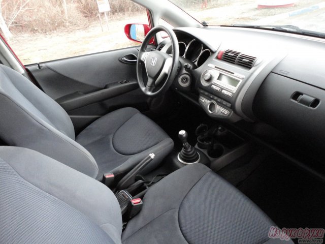 Honda Jazz,  хэтчбек,  2008 г. в.,  пробег:  77000 км.,  механическая,  1.4 л в городе Киров, фото 8, Honda