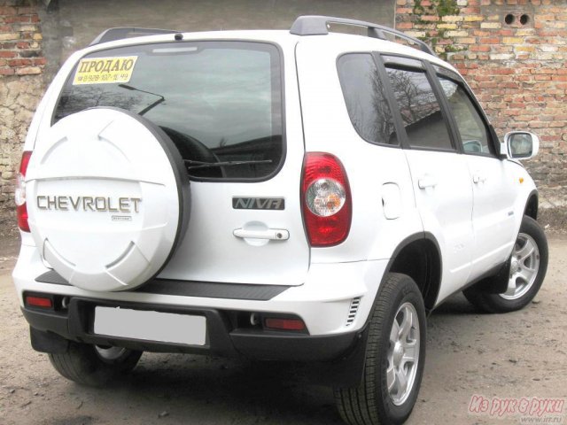 Chevrolet Niva,  внедорожник,  2010 г. в.,  пробег:  29600 км.,  механическая,  1.7 л в городе Ростов-на-Дону, фото 2, Ростовская область