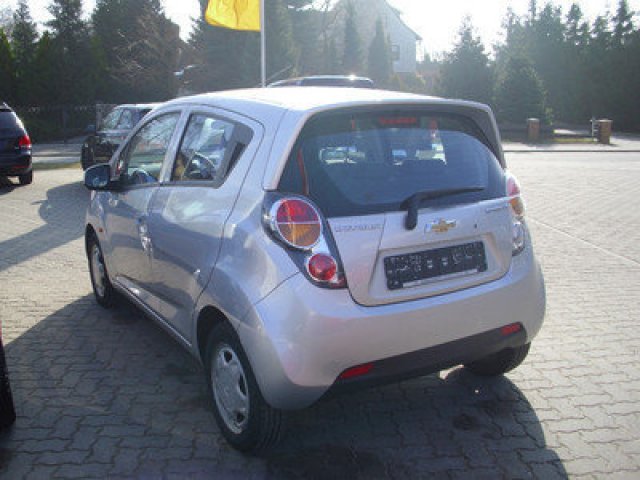 Продается автомобиль Chevrolet Spark 2012 года в городе Москва, фото 2, стоимость: 451 000 руб.