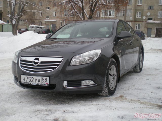 Opel Insignia,  хэтчбек,  2011 г. в.,  пробег:  11000 км.,  механическая,  1.6 л в городе Кузнецк, фото 1, Opel