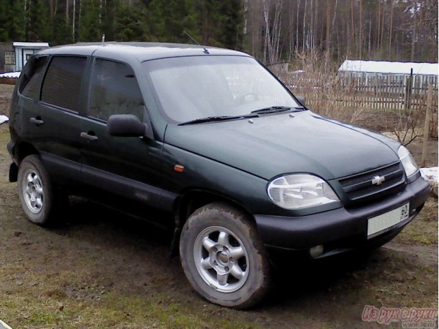 Chevrolet Niva,  внедорожник,  2004 г. в.,  пробег:  82000 км.,  механическая в городе Псков, фото 1, стоимость: 235 000 руб.