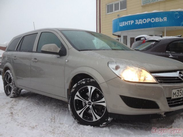 Opel Astra,  универсал,  2010 г. в.,  механическая в городе Уфа, фото 1, Башкортостан