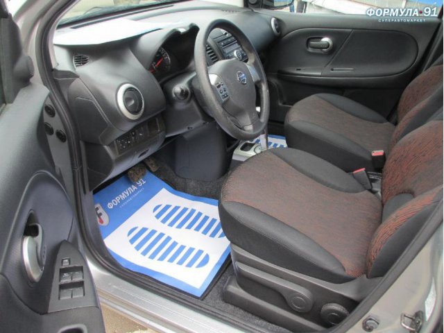 Продаётся Nissan Note 2009 г. в.,  1600 см3,  тип двигателя:  бензин карбюратор,  цвет:  серебристый,  пробег:  23000 км. в городе Москва, фото 4, Московская область