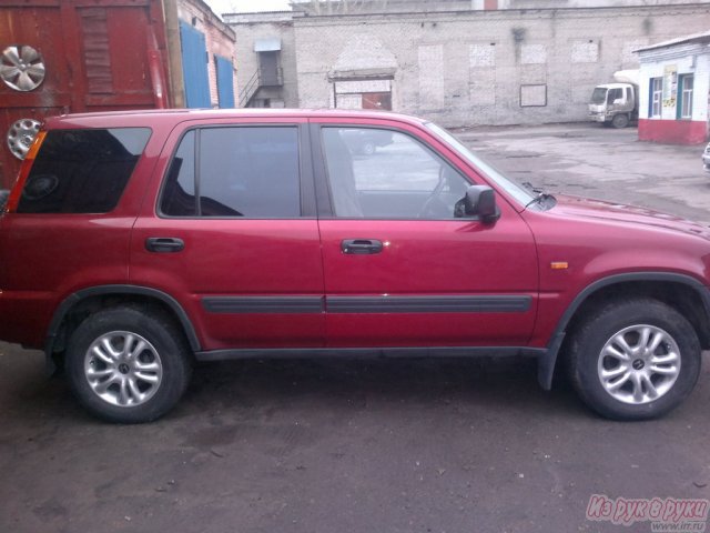 Honda CR-V,  хэтчбек,  2000 г. в.,  механическая,  2 л в городе Барнаул, фото 3, Алтайский край