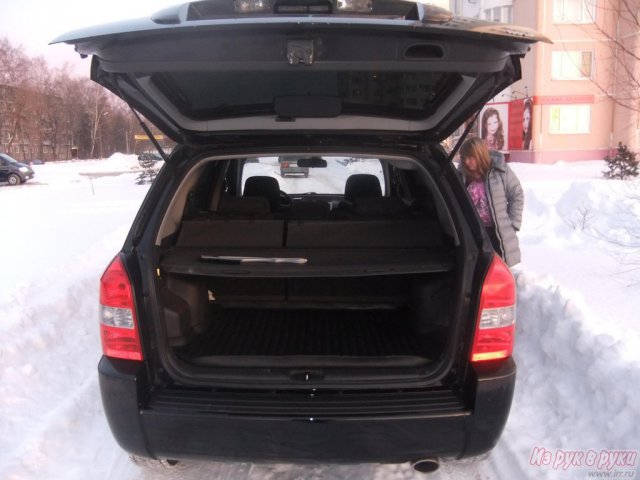 Hyundai Tucson,  внедорожник,  2008 г. в.,  пробег:  57200 км.,  механическая,  2 л в городе Павловский Посад, фото 4, стоимость: 605 000 руб.