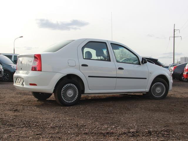 Renault Logan,  2011 г. в.,  механическая,  1390 куб.,  пробег:  45000 км. в городе Москва, фото 8, Московская область