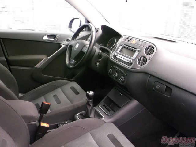 Volkswagen Tiguan,  внедорожник,  2008 г. в.,  пробег:  96370 км.,  механическая,  1.4 л в городе Ижевск, фото 3, Удмуртия