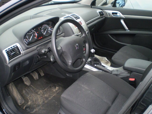 Продается Peugeot 407,  цвет:  черный,  двигатель: 1.5 л,  109 л. с.,  кпп:  автомат,  кузов:  Седан,  пробег:  54574 км в городе Саратов, фото 3, Саратовская область