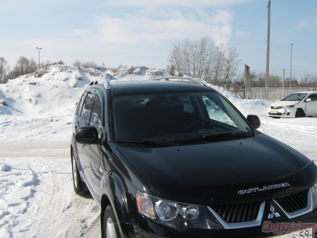 Mitsubishi Outlander XL,  внедорожник,  2008 г. в.,  пробег:  119000 км.,  автоматическая,  2.4 л в городе Пермь, фото 3, Пермский край