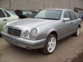 Продается Mercedes E 230,  двигатель: 2.3 л,  150 л. с.,  кпп:  механика,  кузов:  Седан,  пробег:  391438 км в городе Саратов, фото 1, Саратовская область