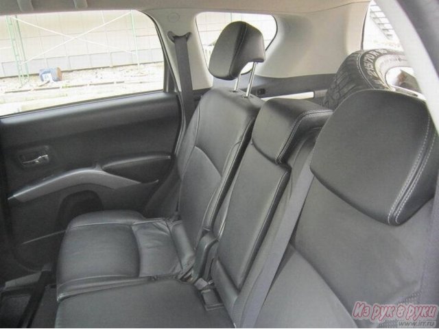 Mitsubishi Outlander XL,  внедорожник,  2007 г. в.,  пробег:  130000 км.,  автоматическая,  3 л в городе Киров, фото 5, Mitsubishi