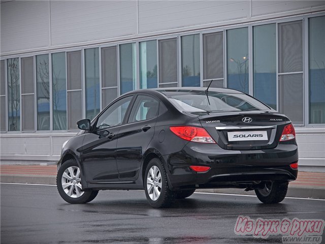 Hyundai Solaris,  седан,  2013 г. в.,  механическая,  107 л,  цвет:  темно-серый в городе Набережные Челны, фото 3, Hyundai