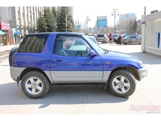 Toyota RAV4,  внедорожник,  1998 г. в.,  пробег:  187083 км.,  автоматическая,  2.0 л в городе Тюмень, фото 2, стоимость: 340 000 руб.