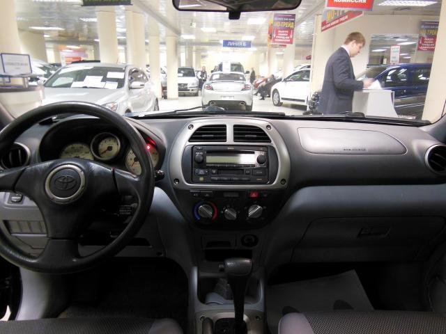 Toyota RAV4,  2003 г. в.,  автоматическая,  2000 куб.,  пробег:  82000 км. в городе Москва, фото 8, Московская область