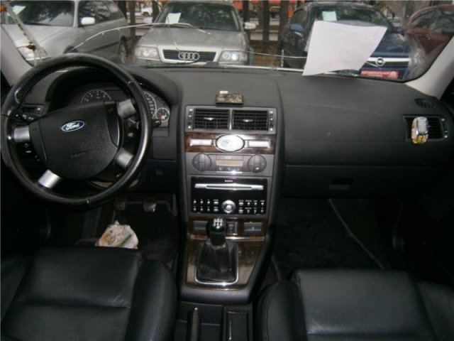 Продается Ford Mondeo 2005 г. в.,  2.0 л.,  МКПП,  17125 км.,  отличное состояние в городе Тюмень, фото 2, Ford