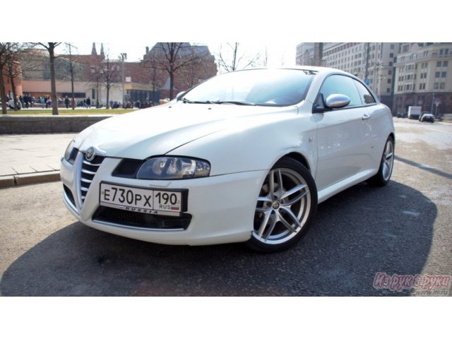 Alfa Romeo GT,  купе,  2008 г. в.,  пробег:  105000 км.,  автоматическая,  2.0 л в городе Москва, фото 5, стоимость: 550 000 руб.