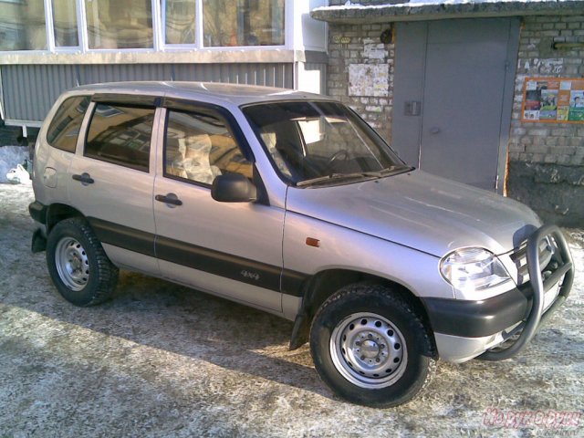 Chevrolet Niva,  внедорожник,  2005 г. в.,  пробег:  110000 км.,  механическая,  1.7 л в городе Курган, фото 1, Chevrolet