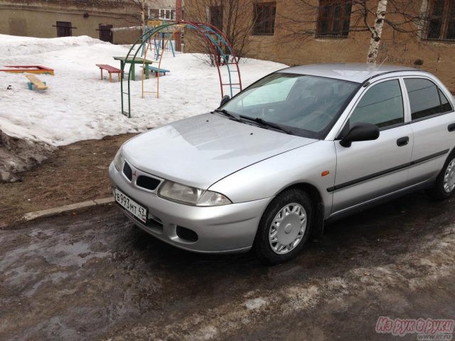 Mitsubishi Carisma,  седан,  1999 г. в.,  пробег:  320000 км.,  механическая в городе Киров, фото 4, стоимость: 210 000 руб.