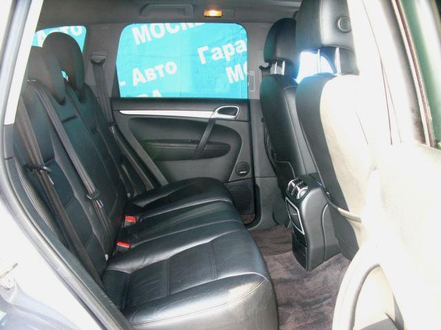 Porsche Cayenne,  2004 г. в.,  автоматическая,  4511 куб.,  пробег:  96500 км. в городе Москва, фото 4, стоимость: 699 999 руб.