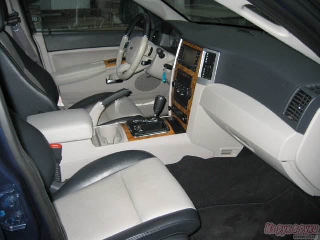 Jeep Grand Cherokee,  внедорожник,  2009 г. в.,  пробег:  61000 км.,  автоматическая,  3.0 л в городе Санкт-Петербург, фото 2, Ленинградская область