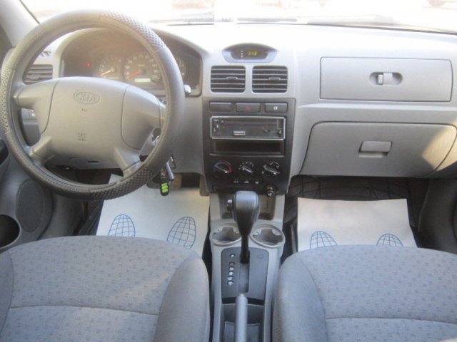 Kia Rio 1.5 i 16V (98 Hp) 2005 г. в.  ( 1493 см3 ) в городе Москва, фото 2, Московская область