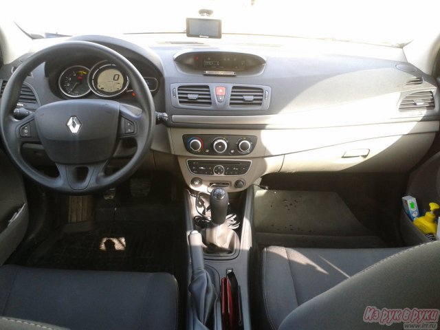 Renault Megane,  универсал,  2010 г. в.,  механическая,  1.5 л в городе Новосибирск, фото 2, Renault