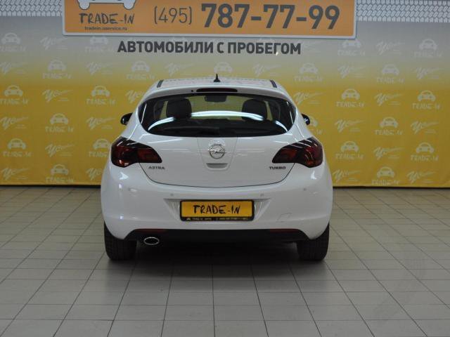 Opel Astra,  2011 г. в.,  автоматическая,  1598 куб.,  пробег:  50595 км. в городе Москва, фото 1, Московская область