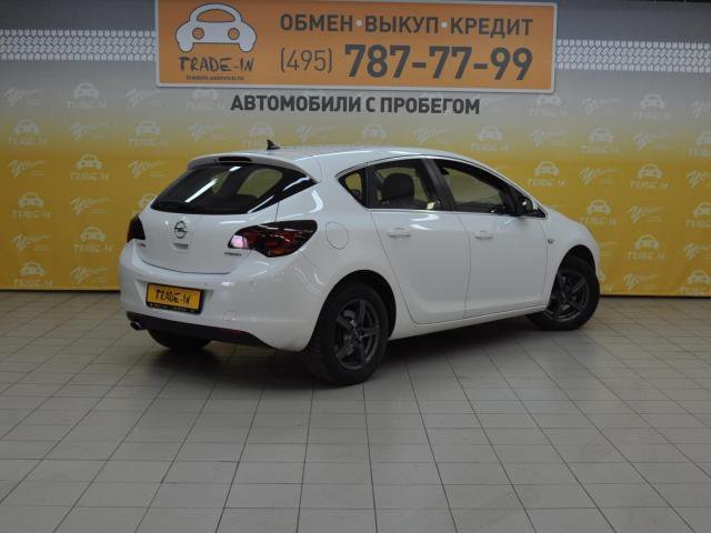 Opel Astra,  2011 г. в.,  автоматическая,  1598 куб.,  пробег:  50595 км. в городе Москва, фото 2, стоимость: 665 000 руб.