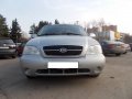 Продаётся KIA Carnival 2005 г. в.,  2497 см3,  пробег:  158000 км.,  цвет:  серебряный металлик в городе Москва, фото 1, Московская область