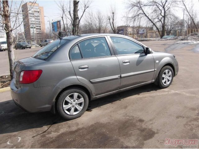 KIA Rio,  седан,  2010 г. в.,  пробег:  35000 км.,  механическая,  1.4 л в городе Москва, фото 1, Московская область